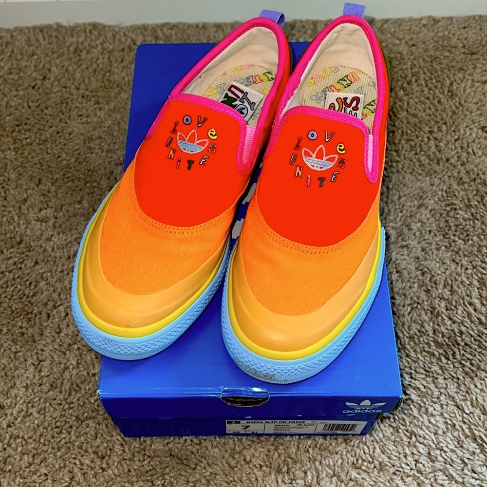 Adidas Nizza Slip In Pride shoes (mens 7 or women 9)
